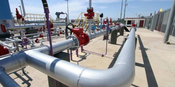 Colombia planea reanudar importaciones de gas desde Venezuela antes de finalizar 2025.