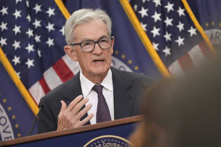 Powell signals Federal Reserve to move slowly on interest rate cuts