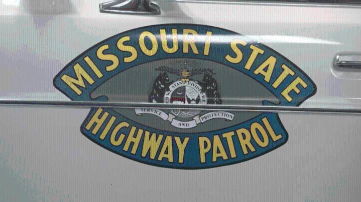 Bolivar man suffers serious injuries in wreck