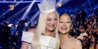 Ariana Grande Reacts to Megan Stalter Hilariously Being Mistaken for Kesha & Ava Max at MTV VMAs 2025 | 2025 MTV VMAs, Ariana Grande, Ava Max, Kesha, Megan Stalter, MTV VMAs | Just Jared: Celebrity Ne