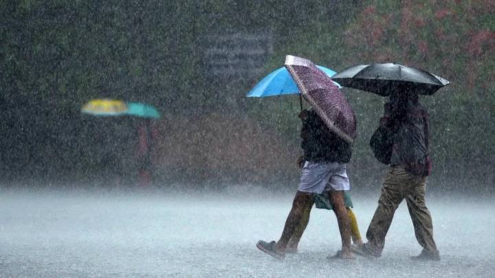 Weather updates: Heavy rains forecast in Maharashtra; govt issues advisory