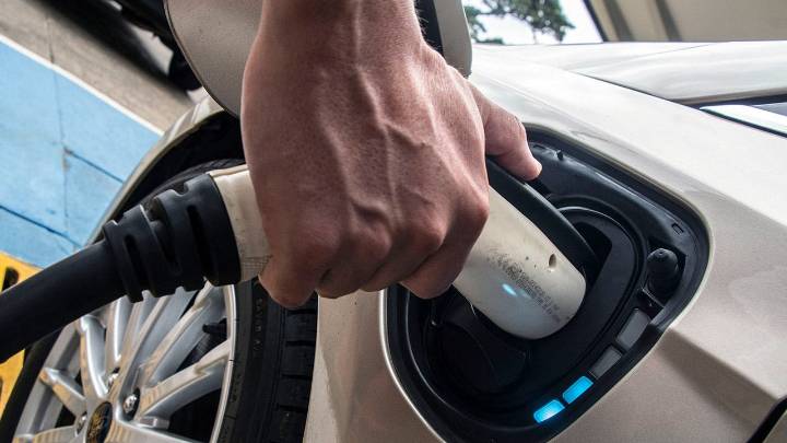 Tax credit of up to $7,500 available for new electric and plug