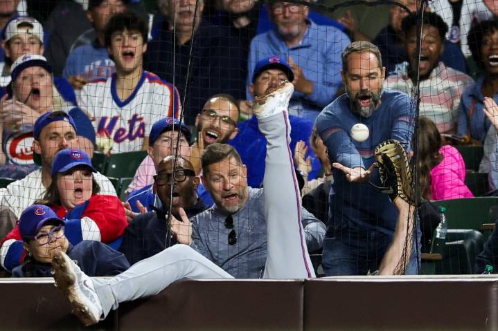 Photos: Chicago Cubs begin final regular-season homestand vs. New York Mets – Chicago Tribune
