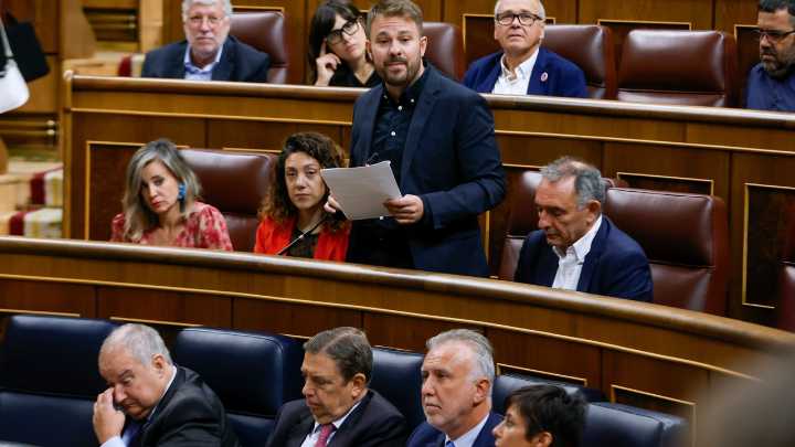 Sumar se parte en la votación de la cesión de competencias migratorias a Cataluña: Compromís votará en contra