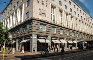Testamento de Armani impone por sorpresa la venta gradual del grupo o su salida a bolsa