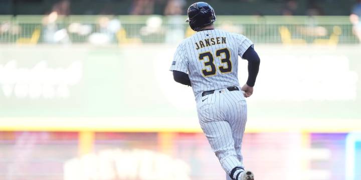 Cardinals edge Brewers 3-2 to snap five