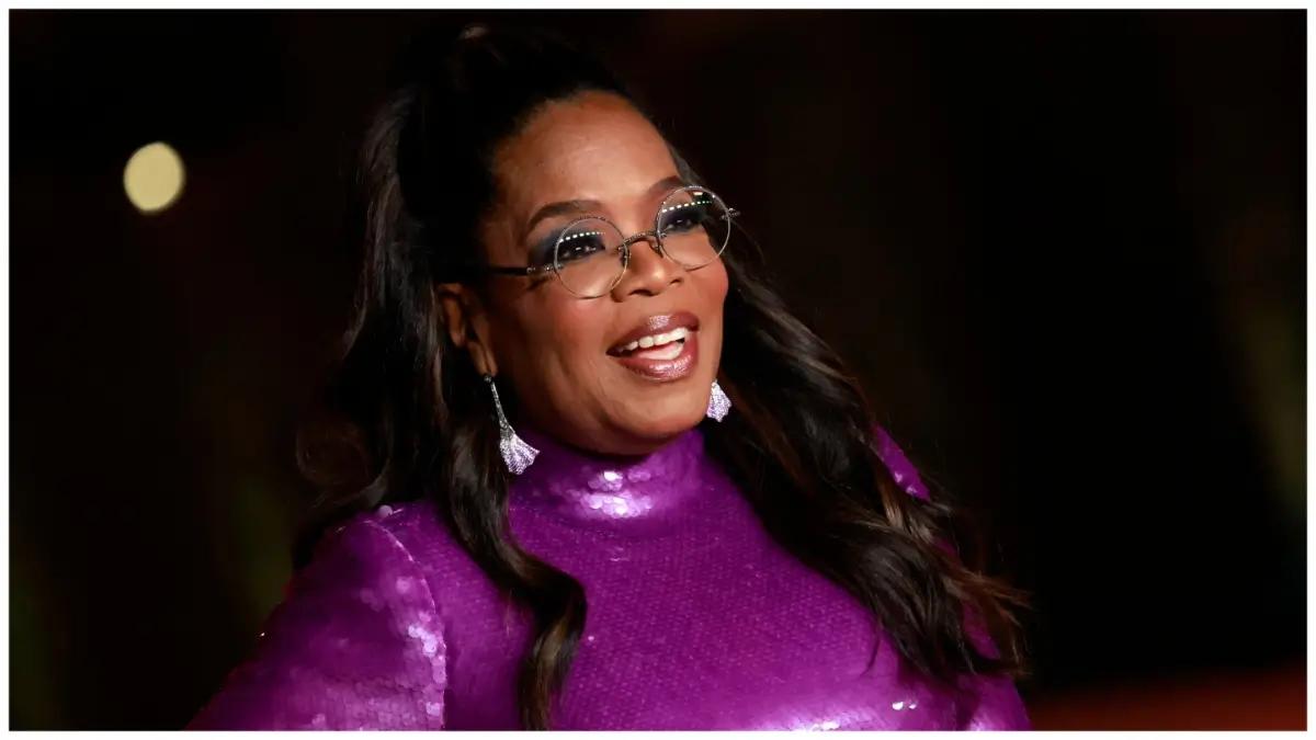 'I Can't Stop Looking': Fans Say Oprah's Weight Loss Has Her Aging Backward Until One Close