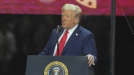 Trump: El Departamento de Justicia investigará a las redes "radicalizadas" de izquierda