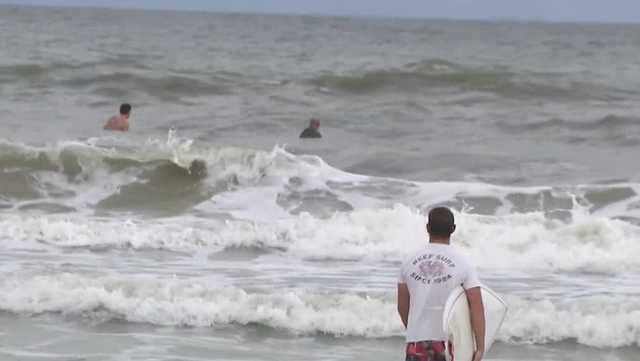 Humberto expected to bring rough conditions to Florida beaches