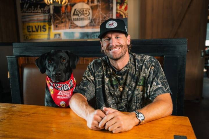 Logan’s Roadhouse Partners With Chase Rice