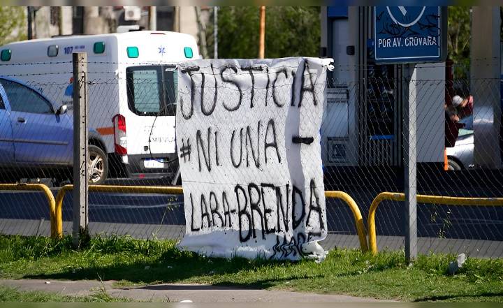 Narcos peruanos vinculados a crimen de 3 jóvenes que fueron halladas muertas en una casa en Argentina