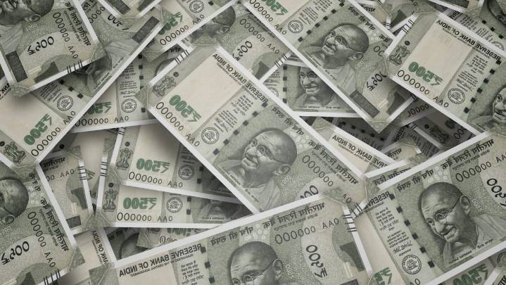 Rupia india (INR)