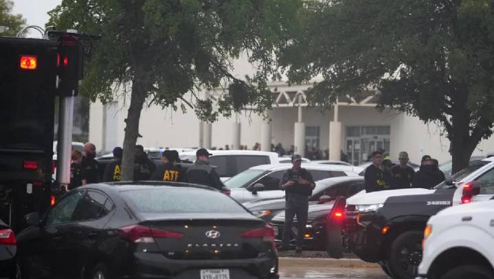 Tiroteo en instalaciones del ICE en Dallas deja dos heridos y dos muertos, incluyendo al agresor