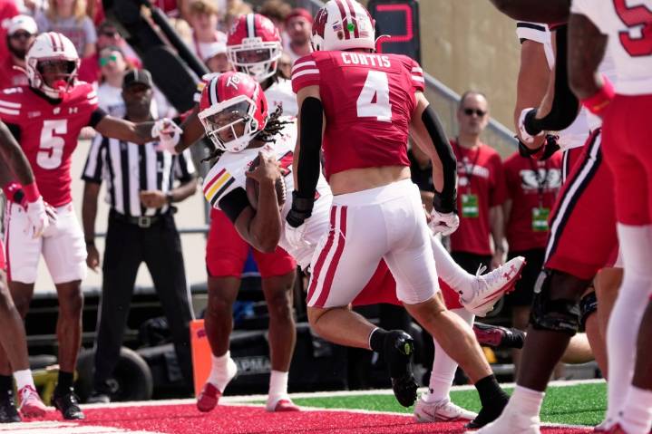 Maryland football rolls over Wisconsin in Big Ten opener