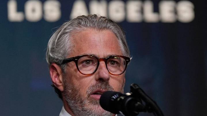 UCLA enlists top sports executives and alumni in search for new head football coach
