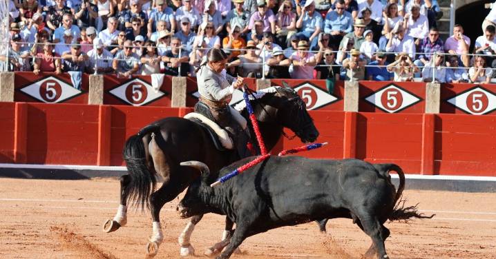 La Glorieta revive el aroma de la feria taurina con el primer festejo: Lea Vicens, Raquel Martín y Olga Casado