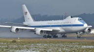 Pillan en EE UU a uno de los aviones 'del fin del mundo' despegando sin pintura: este es el secreto que encierra