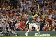 MLB roundup: Red Sox clinch wild-card berth with walk