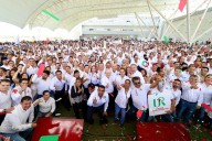 Muestran músculo y unidad priista en Torreón, en toma de protesta de comité municipal