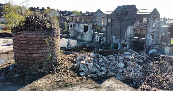 Council STOPS demolition at old pottery factory