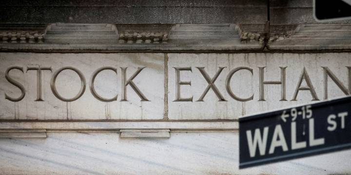 Las empresas argentinas que cotizan en el mercado “overnight” de Wall Street caían anoche hasta 10 por ciento