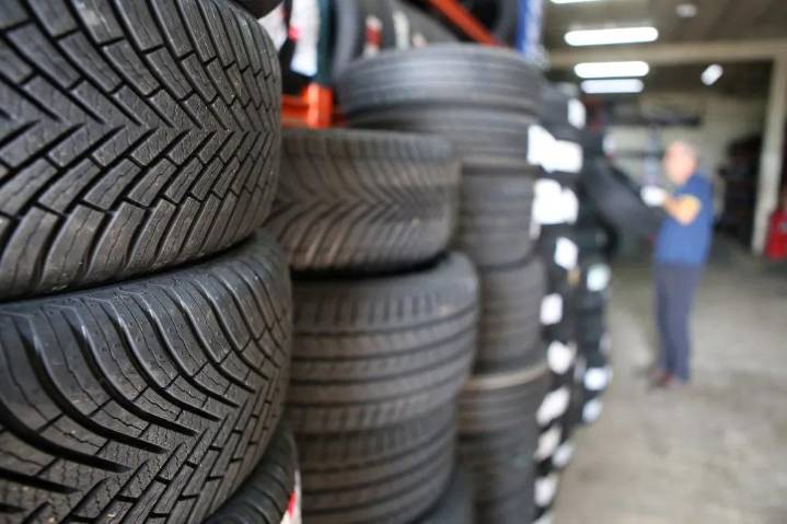 El contrabando de neumáticos dispara los costos del transporte en Salta