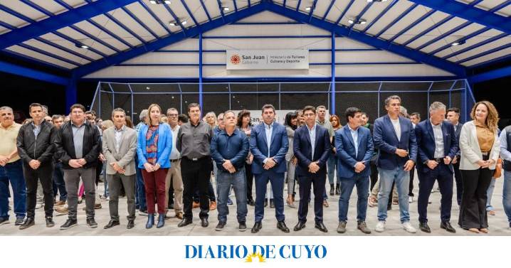 Orrego inauguró obras en la cancha de hockey del Camping Centro Comercial de Santa Lucía