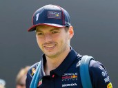 Verstappen cruises to Italian Grand Prix win amid late McLaren drama in Monza