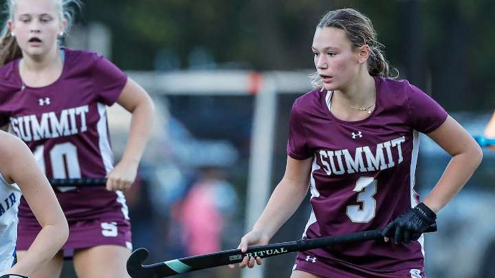 Summit bests MKA on the road - Field hockey recap