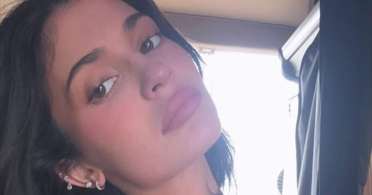 Kylie Jenner Wore Plunging Crop Tops & Y2K