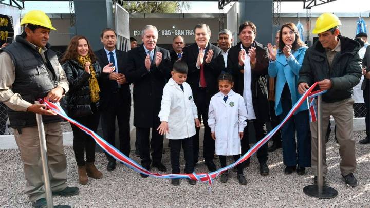 “Seguimos construyendo igualdad educativa”: Zamora inauguró escuela y jardín en San Francisco