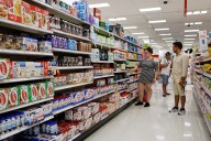 Inflation could be a third lower without tariffs, financial decision makers say
