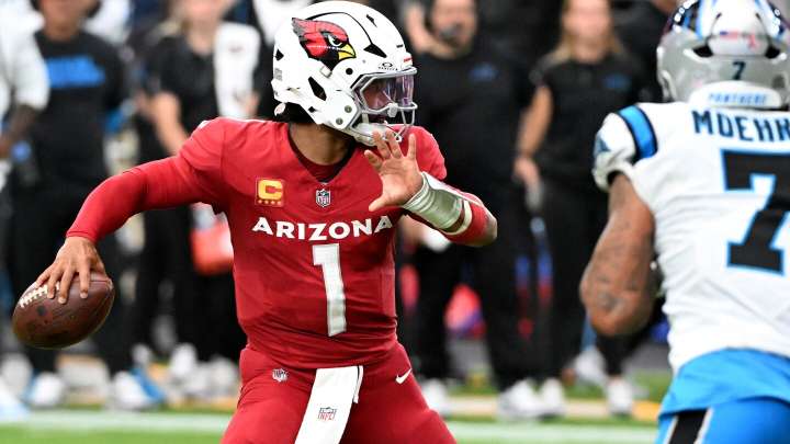 Kyler Murray apologizes for posting image in Michael Vick jersey, with bulldog