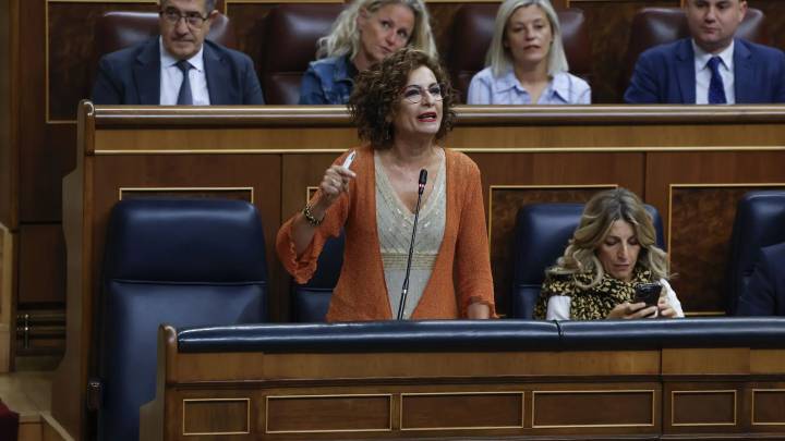 Moncloa intenta recomponer la mayoría tras el 'no' de Podemos y apuesta por volver a jugar la carta de la cesión migratoria