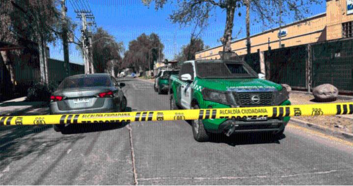 Asaltan camión que transportaba insumos médicos en Quilicura: hay un trabajador herido a bala