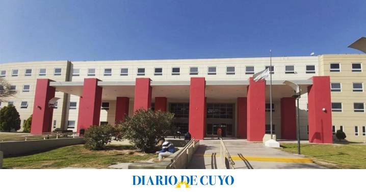 Buscan familiares de un hombre internado en el Hospital Rawson
