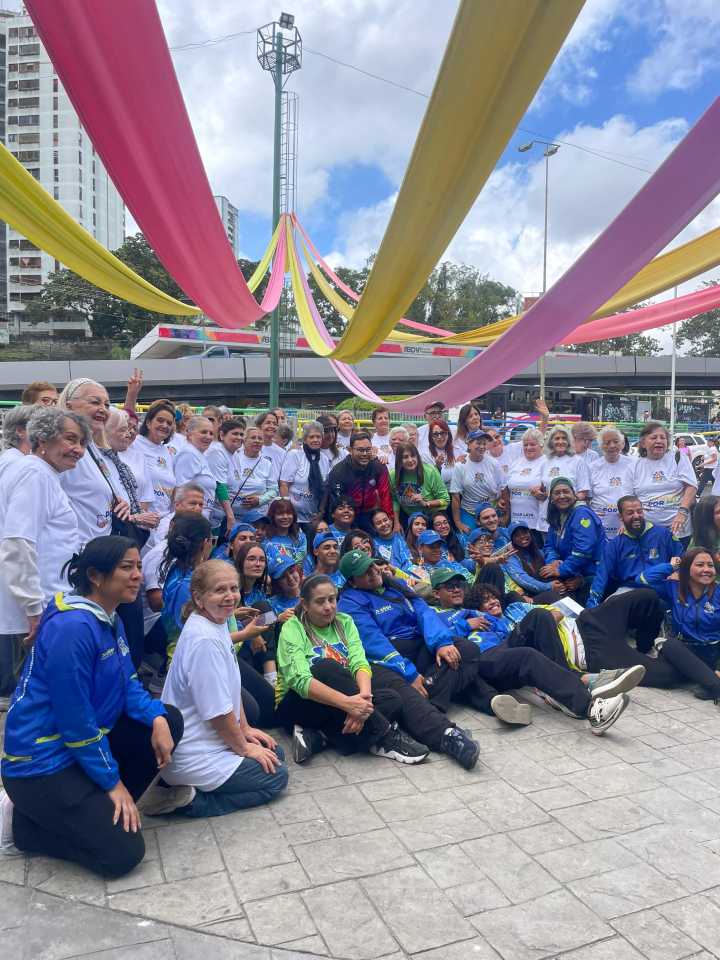 Más de 100 abuelos participan en el segundo Plan Vacacional «Vamos por más diversión» de Los Salias 
