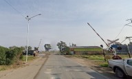 El tren chocó a un camión de cereales en White