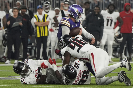Los Falcons aplastan a los Vikings 22-6 con una defensiva dominante y un brillante Bijan Robinson