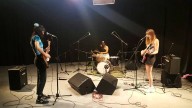 Playa Nudista incendia Santander con un torbellino de guitarras