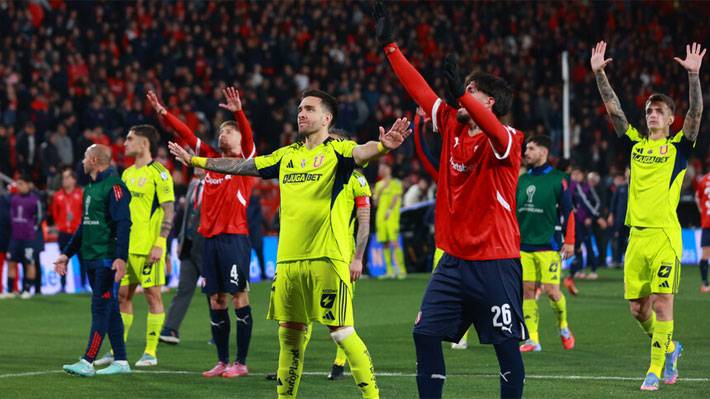 Hay fallo de la Conmebol: La U clasifica a cuartos e Independiente es descalificado de la Sudamericana