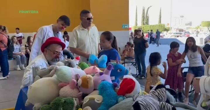 Los payasitos que llevan sonrisas a los hospitales