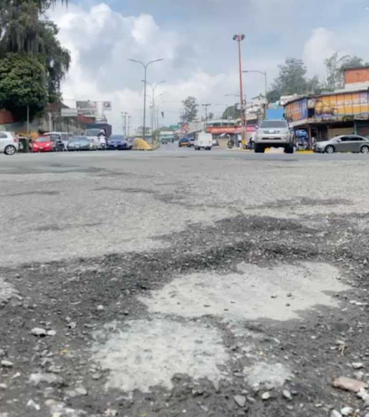 Conductores denuncian «rosario de huecos» en la Panamericana a la altura de Corralito