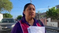 Protestan familias; piden reinstalar a la profesora