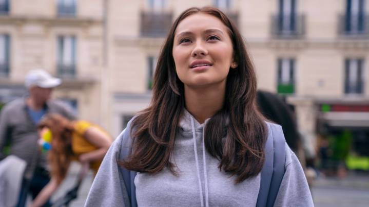 Lola Tung Unveils French Bob in 'The Summer I Turned Pretty' Finale