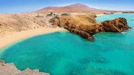 La isla de España que triunfa en Reino Unido: el destino con playas doradas que no verás en ninguna otra parte de Europa