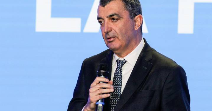El director de La Vuelta: "Se podía haber convivido con las manifestaciones, esto no se debería repetir"
