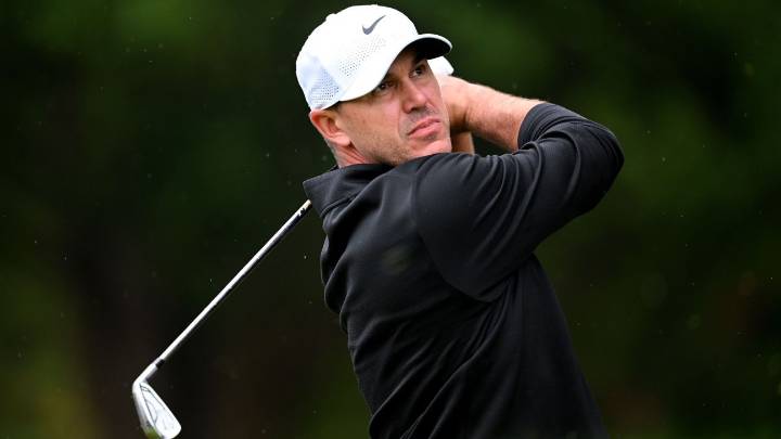 Brooks Koepka, winless in a year, shares French Open lead
