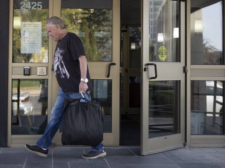 Bernie Lynch has day parole revoked over Facebook friend request