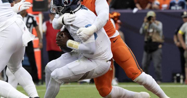 Paul Klee: Broncos' powerful defense rocks Titans in 20-12 win that would make 'No Fly Zone' proud